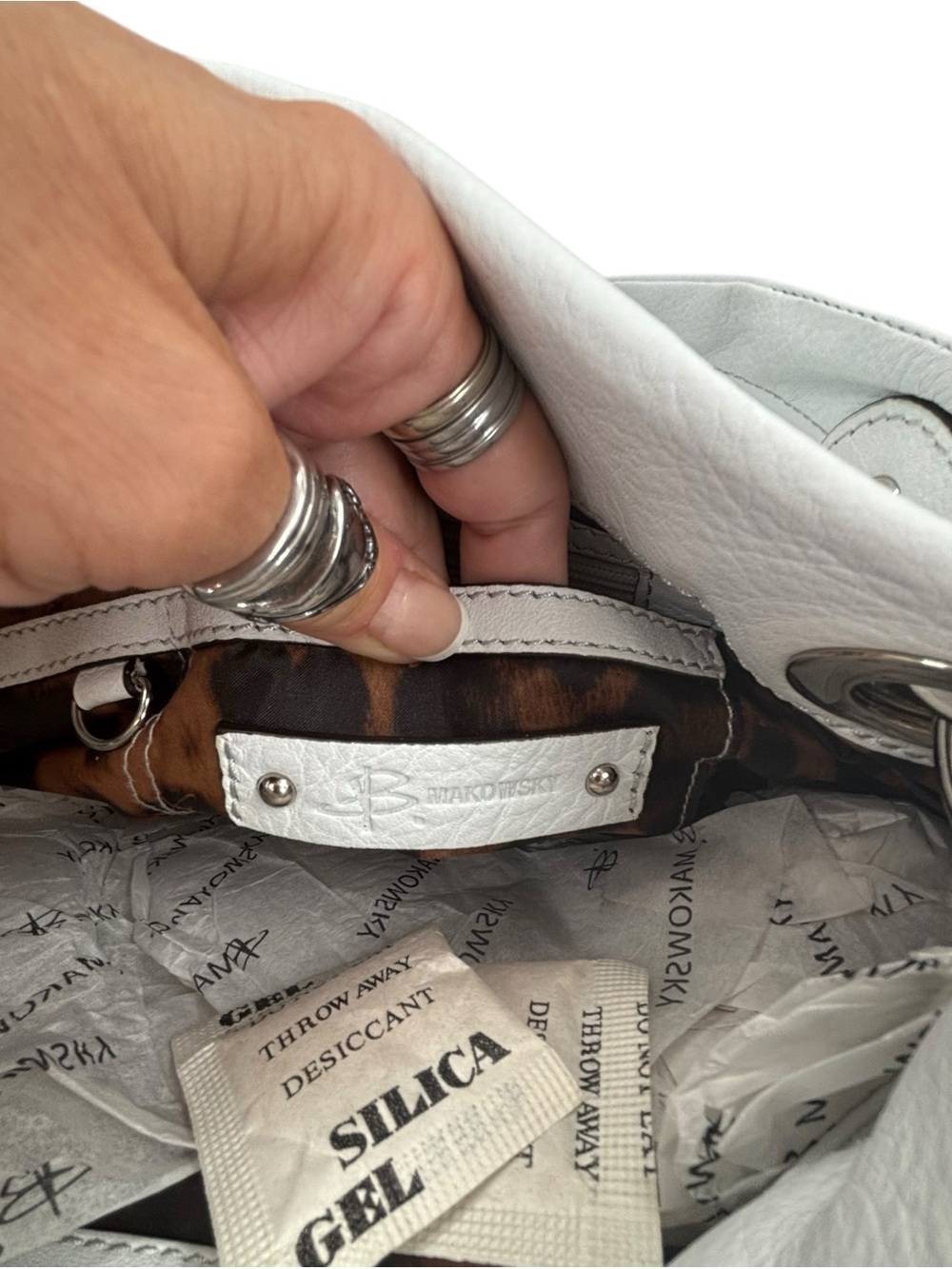 B. Makowsky White Pebbled Leather Shoulder Bag NWT Vintage Y2K - Picture 6 of 10